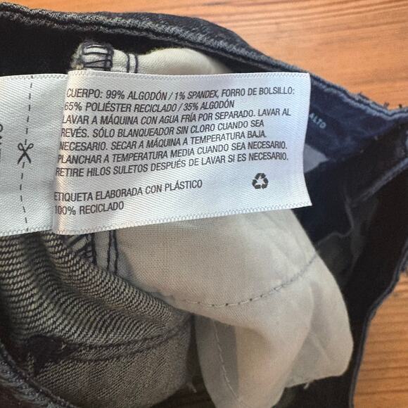 NWT Universal Thread high rise shortie dark wash cutoff jean shorts SIZE 4 - Picture 5 of 6